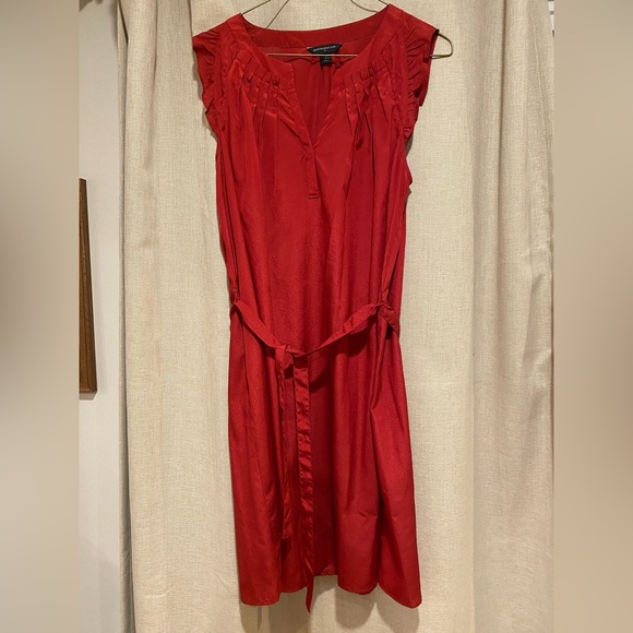 Banana Republic Dresses & Skirts - Banana Republic sheath